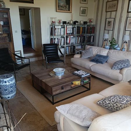 Bed and Breakfast Chez Zaza Stigny Екстер'єр фото