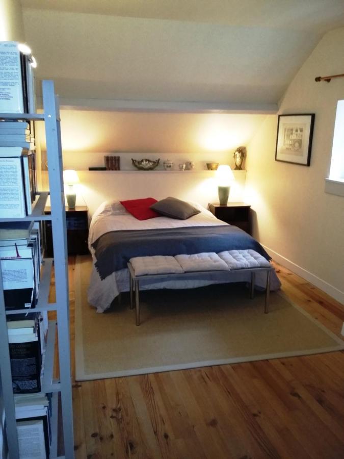 Bed and Breakfast Chez Zaza Stigny Екстер'єр фото